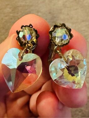 Vintage Crystal Heart Drop Clip-On Earrings - Iridescent